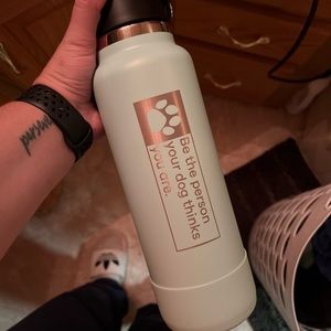 40 OZ BRAND NEW personalized Dew colored Hydroflask